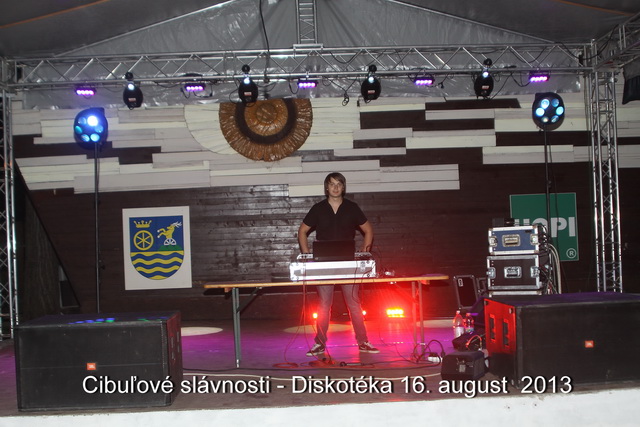 Fotogaléria Cibuľové slávnosti 16.8. - 18.8.2013 (194) Cibuľové slávnosti 16.8. - 18.8.2013