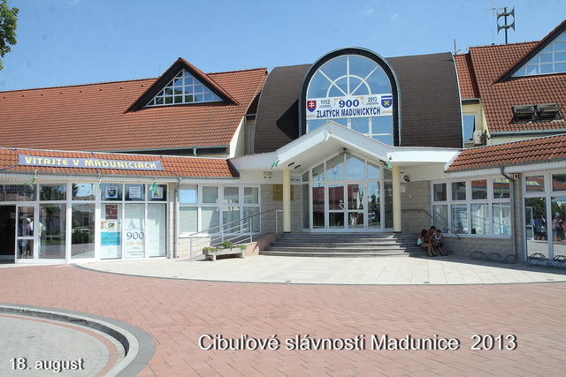 Fotogaléria Cibuľové slávnosti 16.8. - 18.8.2013 (77) Cibuľové slávnosti 16.8. - 18.8.2013