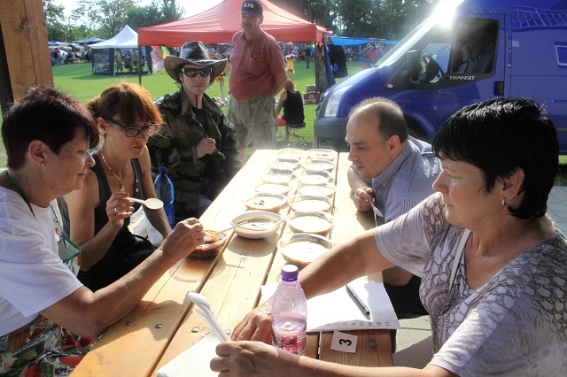 Fotogaléria Gulášmajster, Vatra zvrchovanosti 21.7.2018 (22) Gulášmajster, Vatra zvrchovanosti 21.7.2018